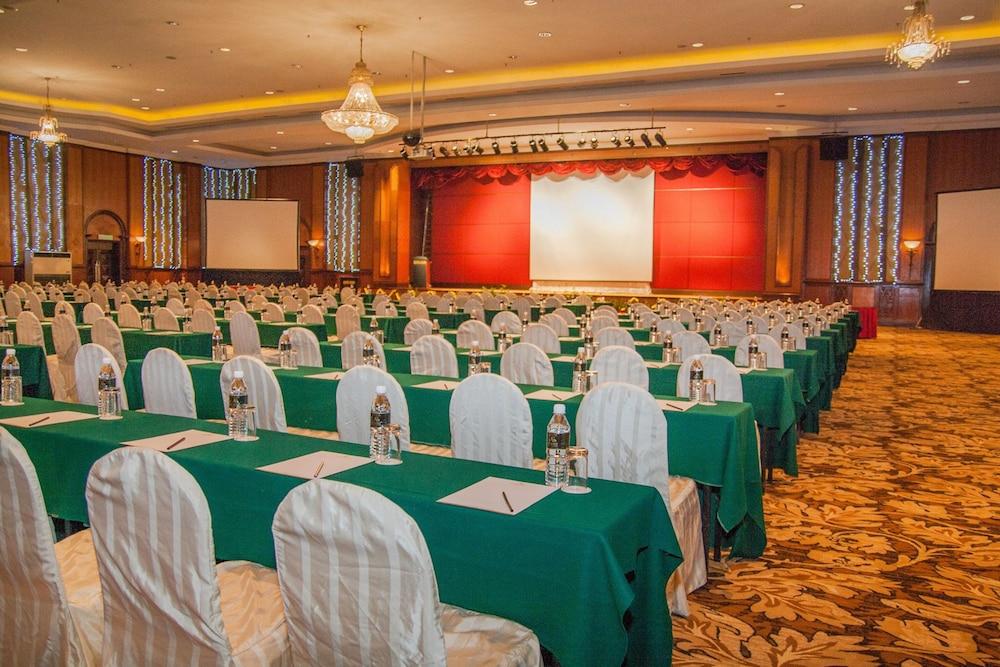Summit Hotel Subang Usj Subang Jaya Zewnętrze zdjęcie
